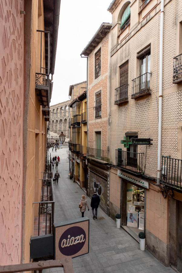 Vizcainos Home Away Segovia Eksteriør billede